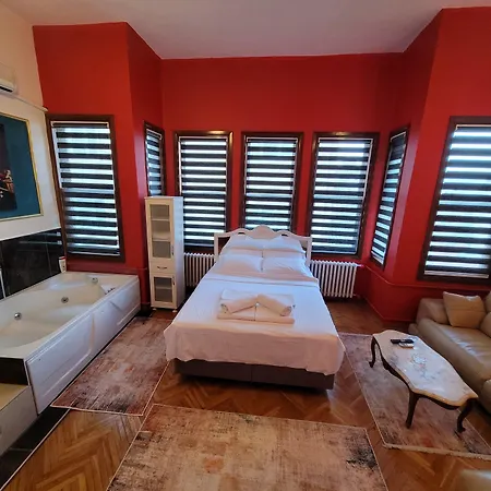 Sari Koesk Butik Hotell 3*